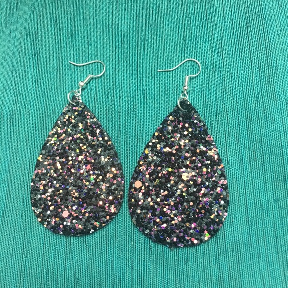 Black Glitter Earrings! - Picture 2 of 6